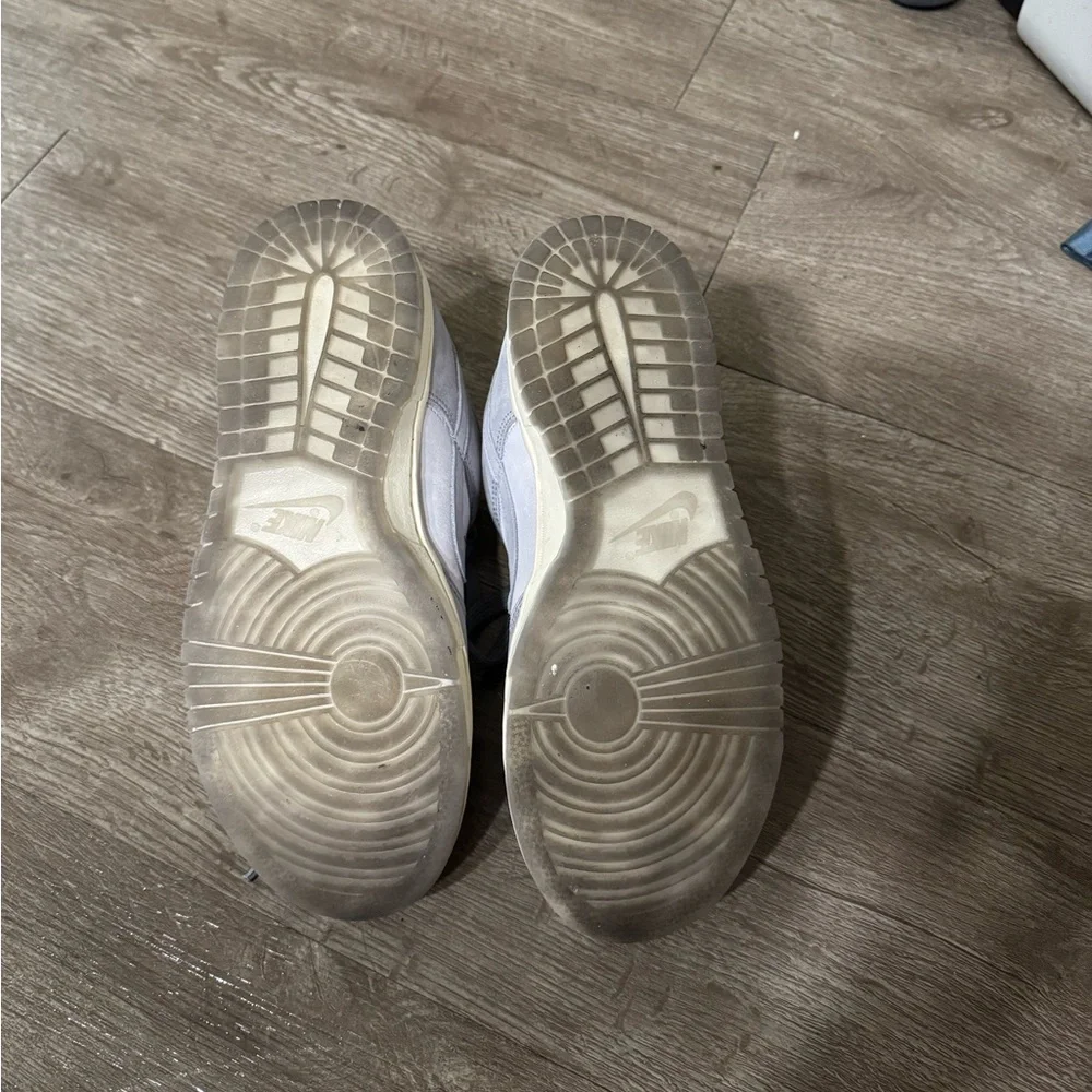 Nike Dunks - Picture 3 of 3